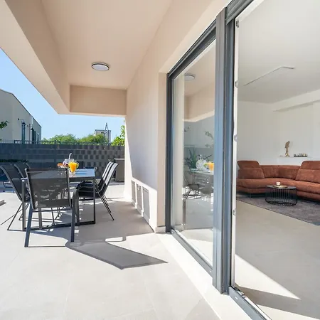 La Vista E Bella * Kožino