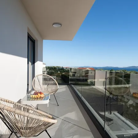 La Vista E Bella Villa *