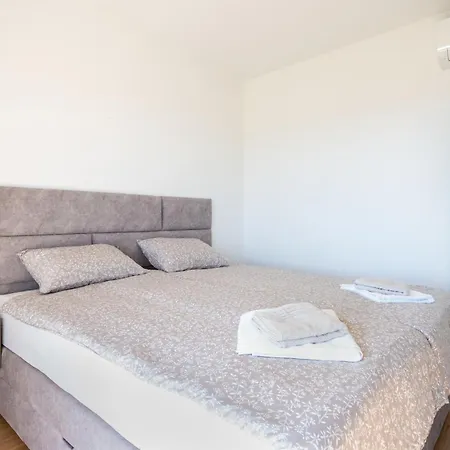 Villa La Vista E Bella *