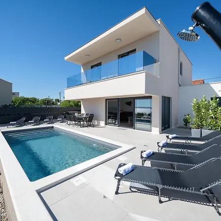 La Vista E Bella * Kožino