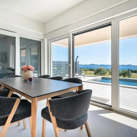 빌라 La Vista E Bella Kožino