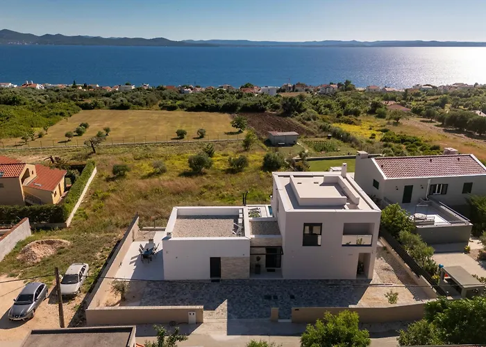 La Vista E Bella Villa