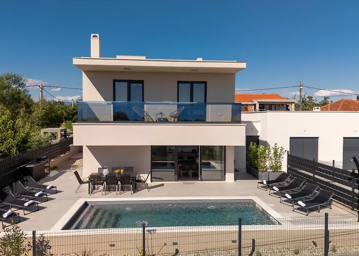 La Vista E Bella Villa *