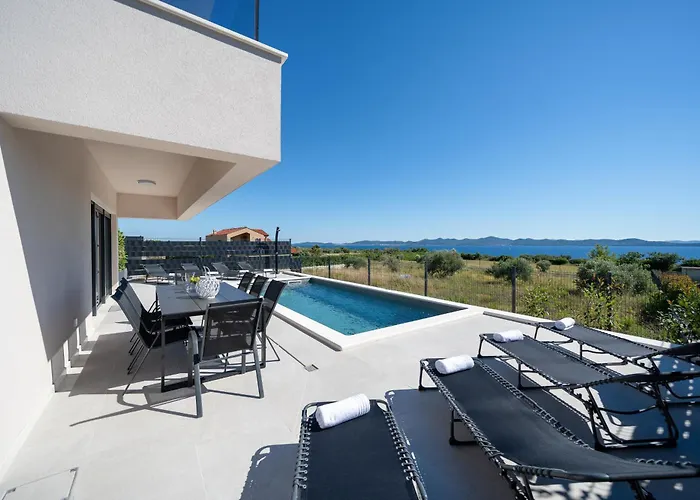 Vila La Vista E Bella *